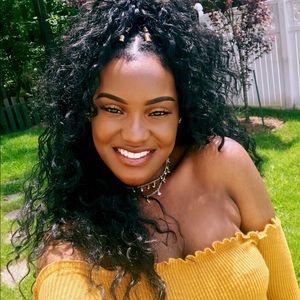 Meet your Posher, Jonelle